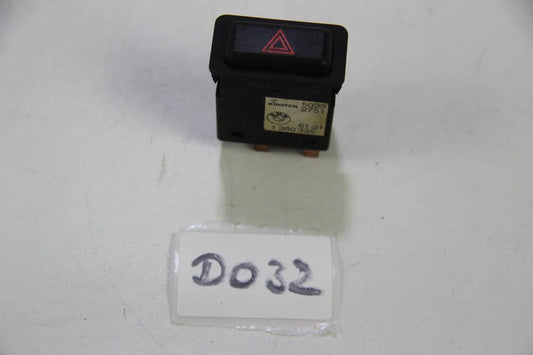 Original BMW E30 3er 316i-325i M3 Warnblinker Schalter Hazard Switch 61311380335