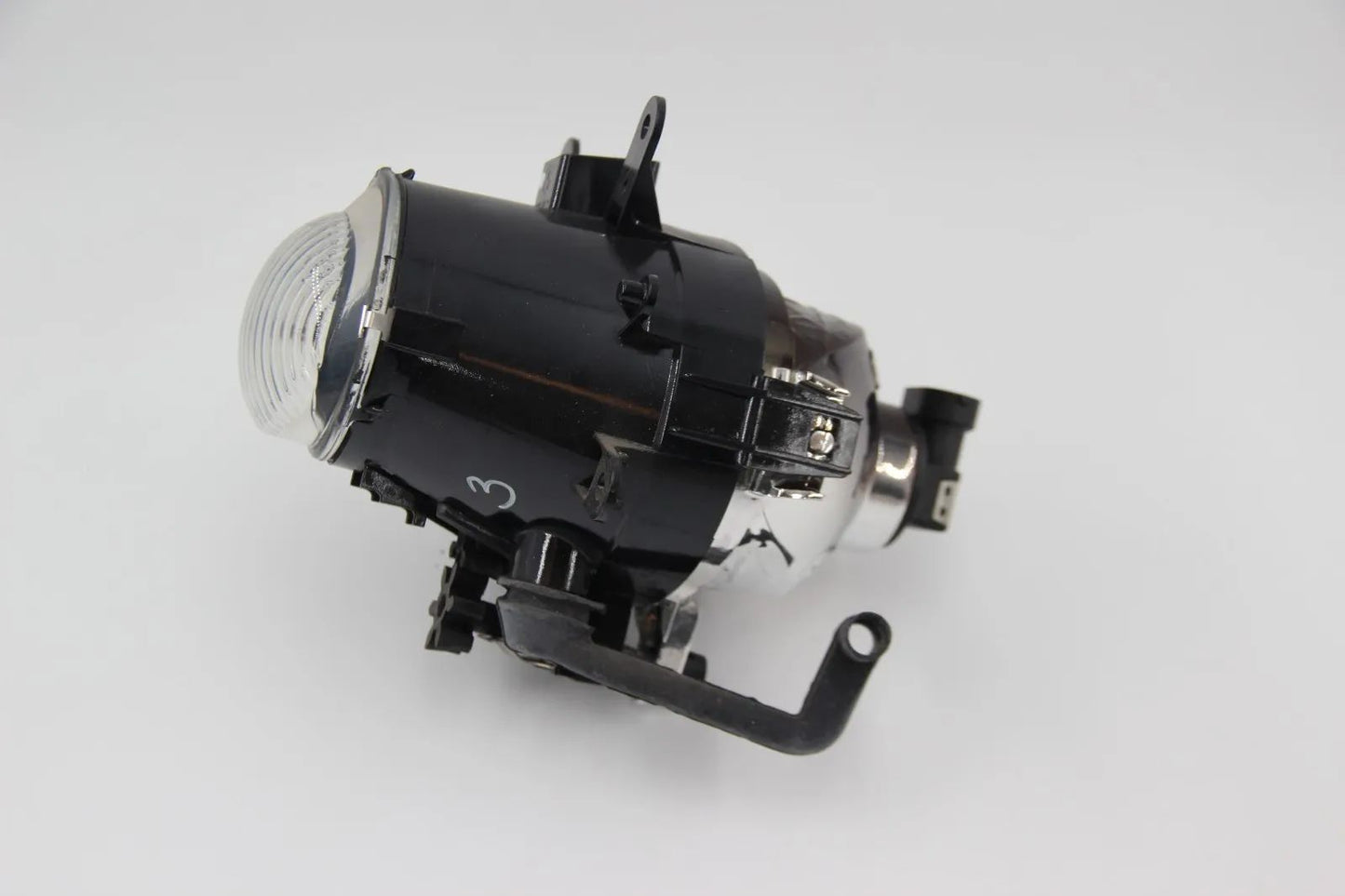 BMW E46 316i-330i 318d-330d Nebelscheinwerfer Fog Light Nebelleuchte 63176911007