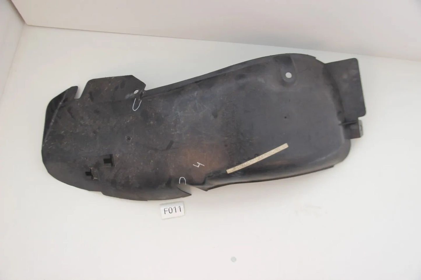 BMW E34 M5 3.6 3.8 Steinschlagschutz Ausgleichsbehälter/Leitungen  16121181379