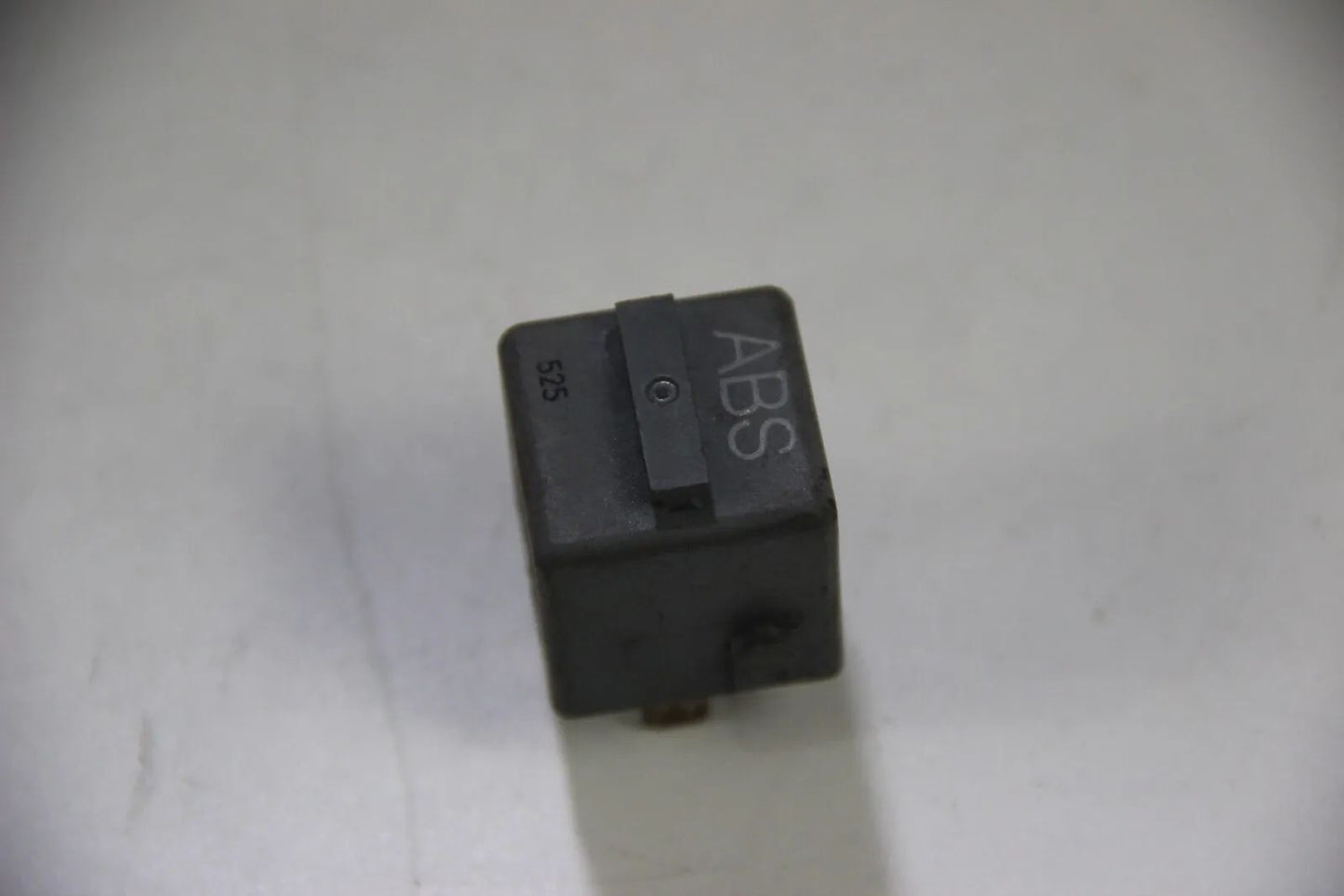 Original BMW 3er E36 Z3 ABS-Motorrelais Relay mausgrau  Oldtimer 61361393403