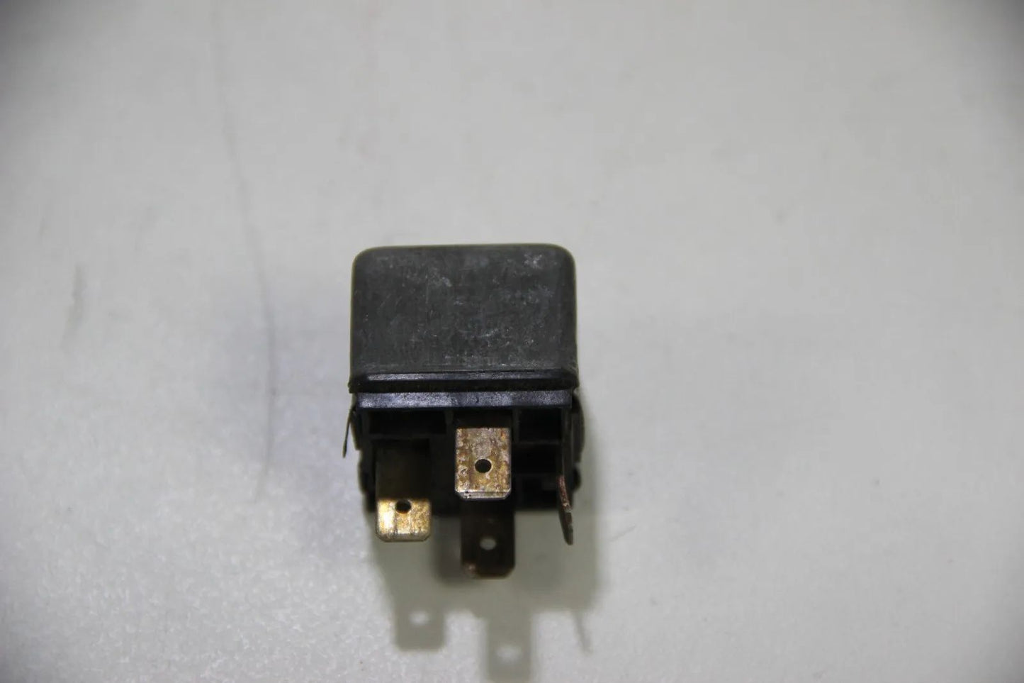 Original Bosch Relais Arbeitsrelais Steuerrelais Relay 12V 30A  0332014415