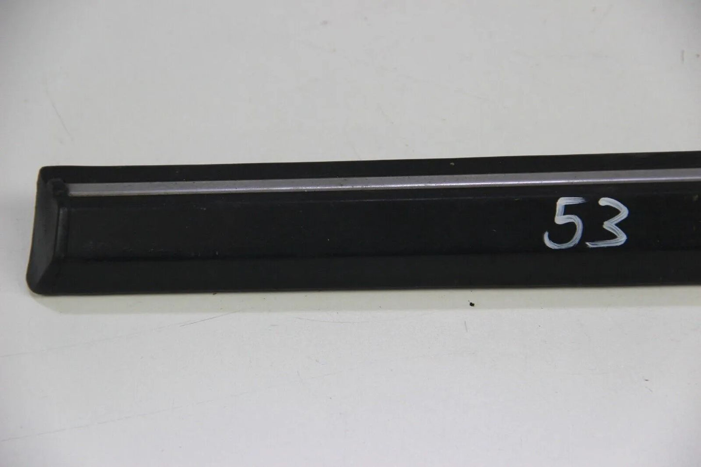 Original BMW E30 Stossleiste Seitenwand 2-Türer VFL hinten links 3er 316i-325i