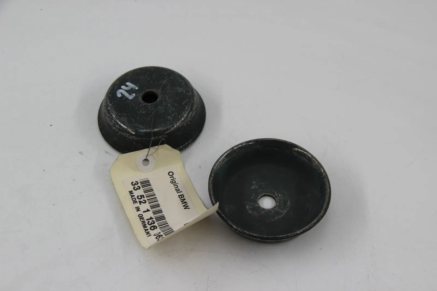 Original BMW E3 E12 E34 E24 E23 E32 Stützscheibe 2 Stk Stützlager 33521136063