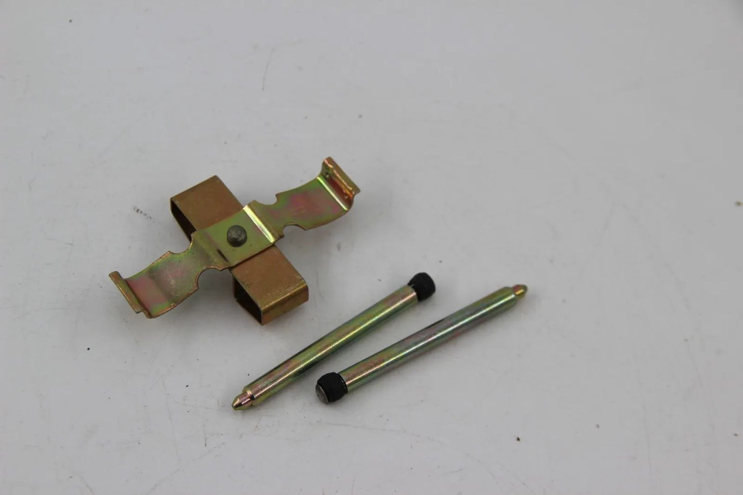 Original BMW E21 315-320i Vorderradbremse Satz Anbauteile NOS 34111150528