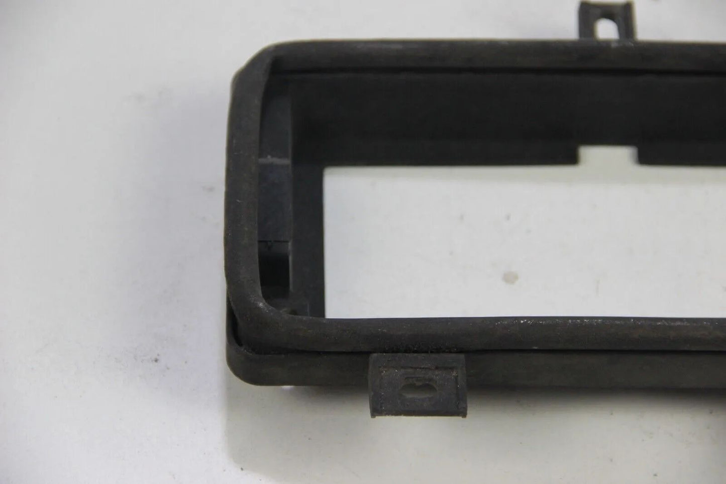 Original BMW E30 E23 E28 E24 Nebelscheinwerfer Halterung 1376916 Bracket