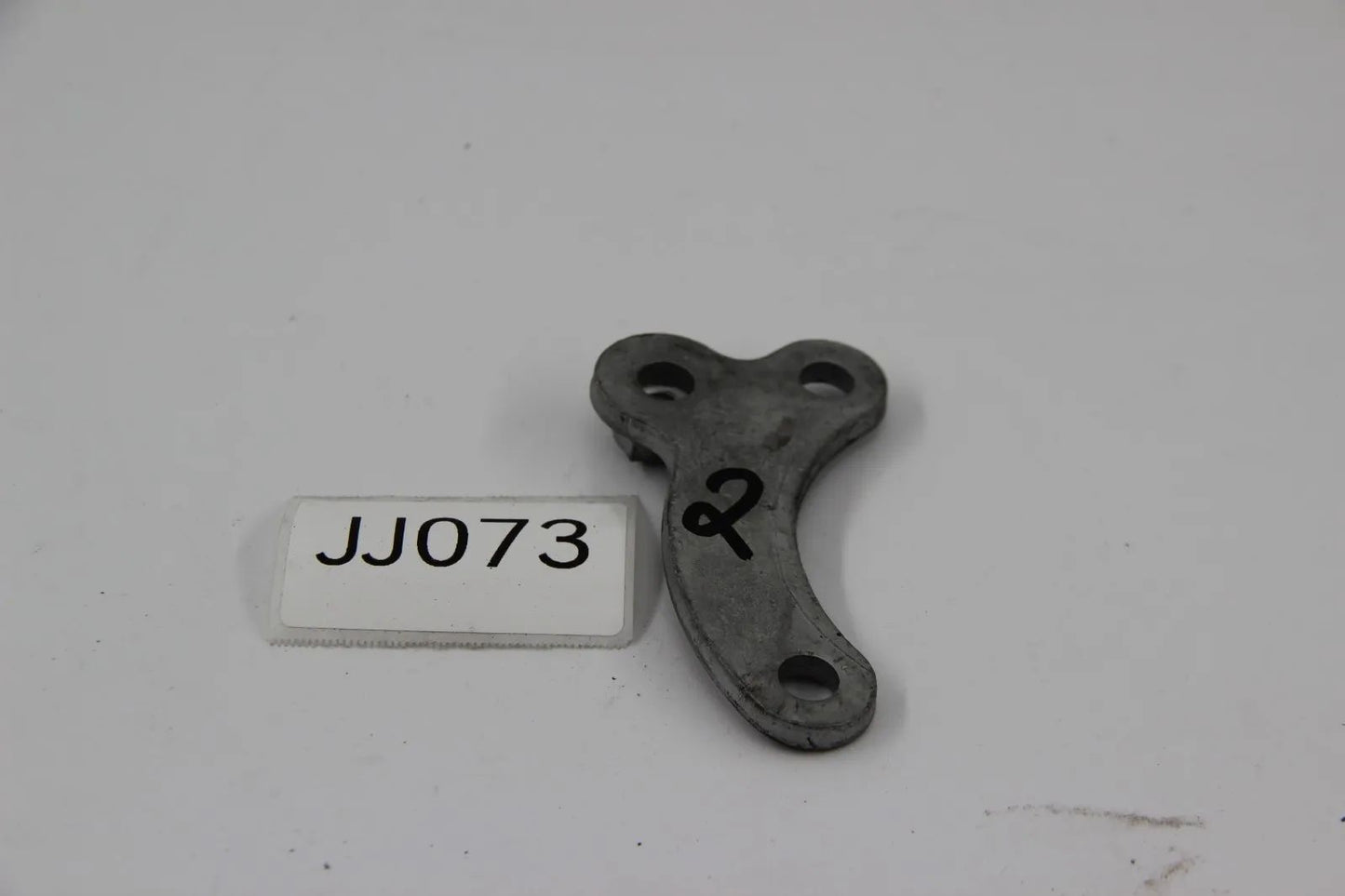 Original BMW E36 316i-318is Halteplatte Hydrolenkung-Flügelpumpe 32421727134