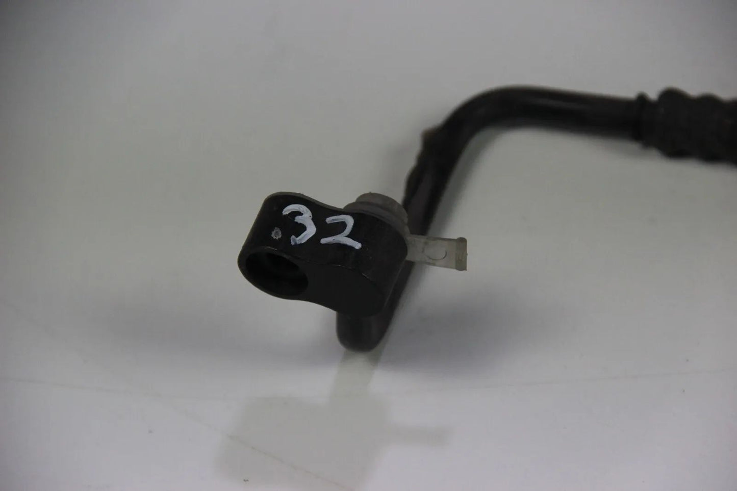 NEU Original BMW E36 Leitung Druckleitung Kondensator Trockner 64538391323 AC
