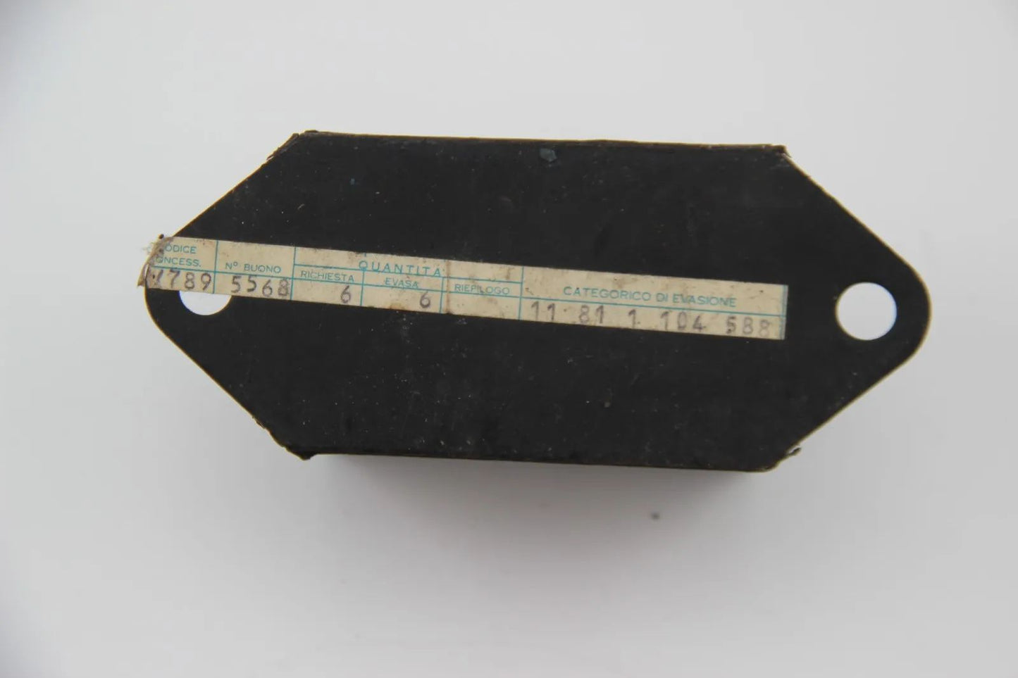 Original BMW E10 M10 Neueklasse M10 4-Zyl Gummilager rechts NOS 11811104588