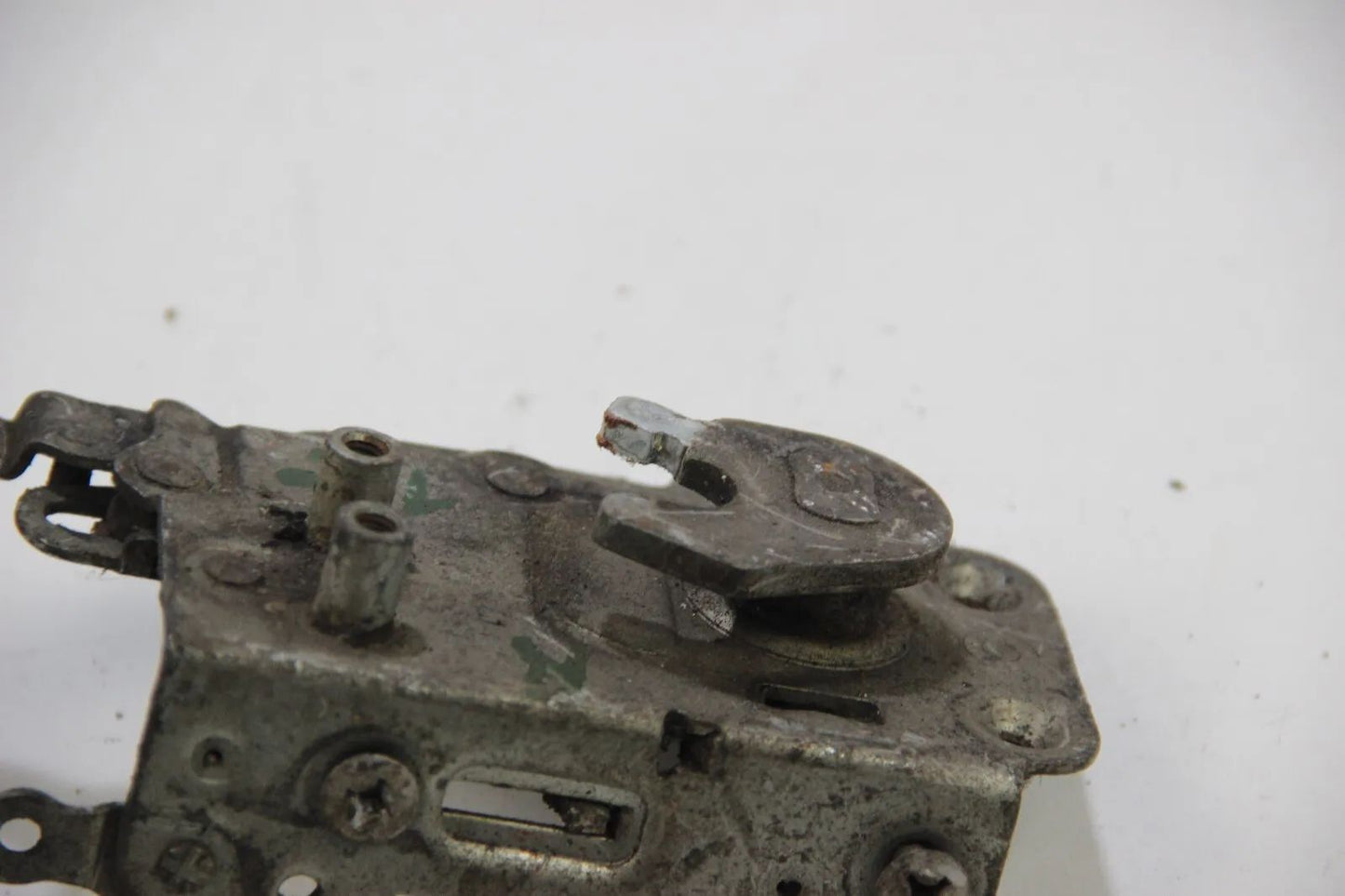 Original BMW E3 E9 E12 E21 Türfangschloss Rechts Türschloss Drehfallschloss