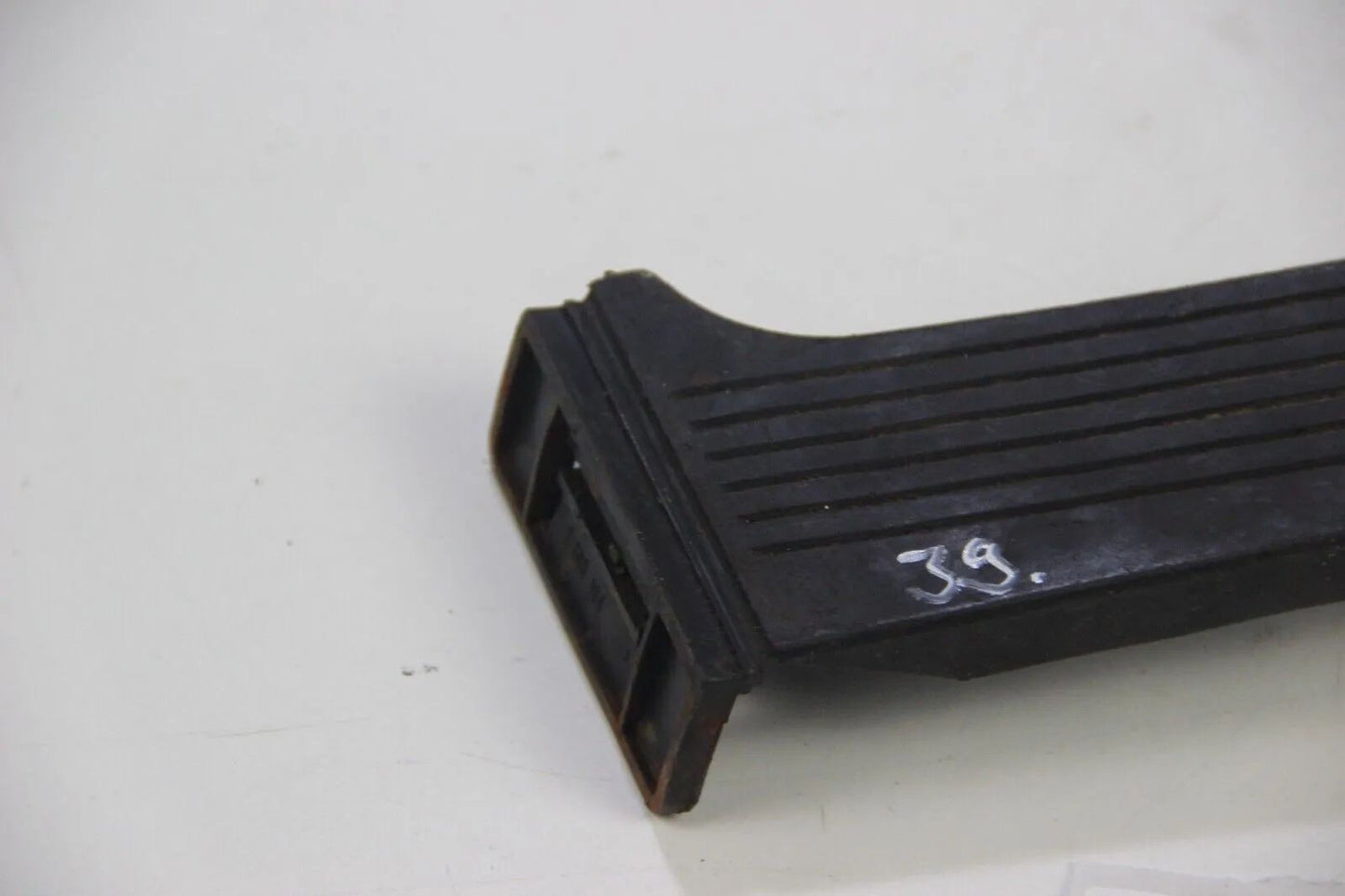 Original BMW E3 E9 E21 E24 E12 M1 Gaspedal Fahrpedal Oldtimer 635csi 1105414