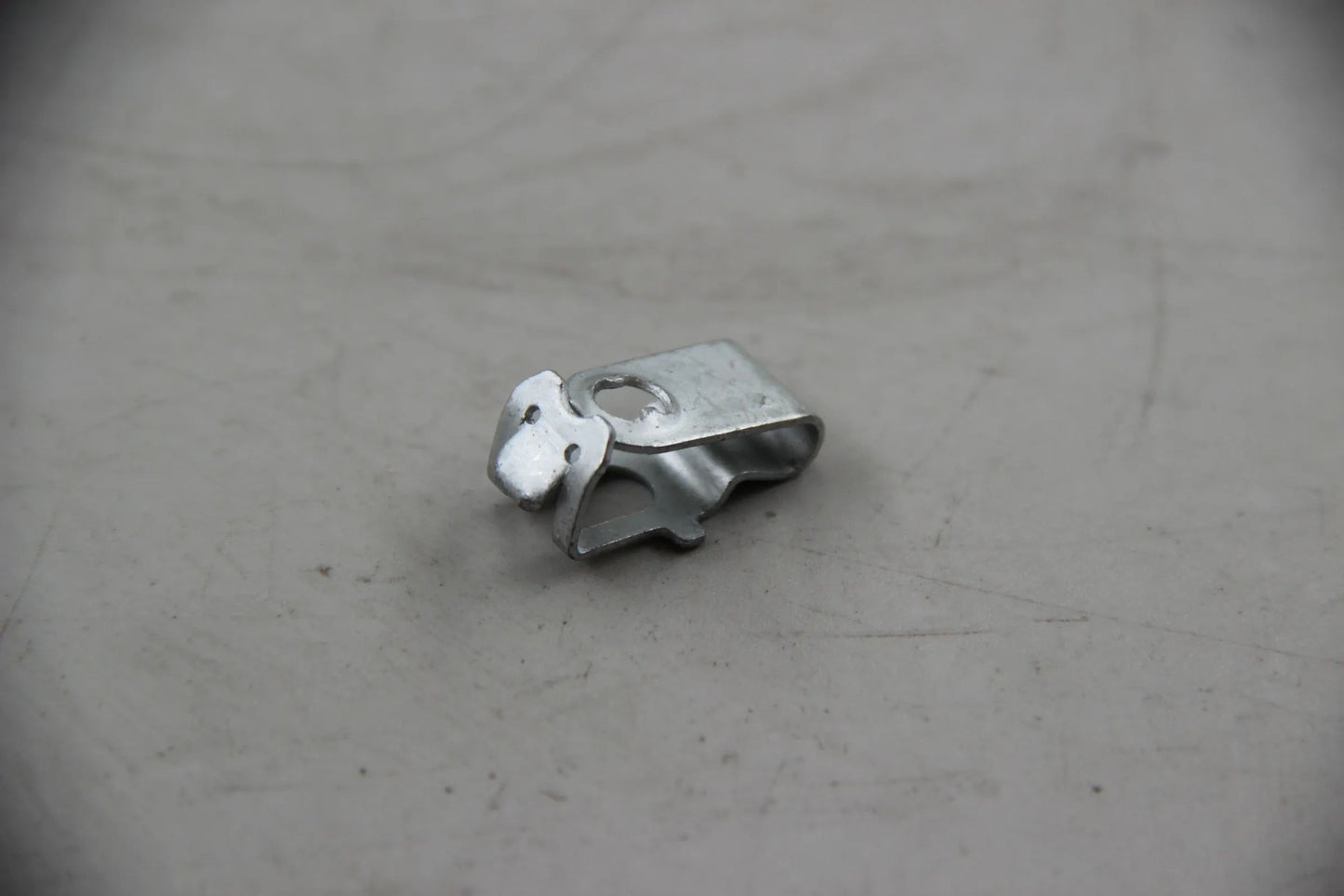Original BMW E46 3er Clip NOS NLA 51718212165