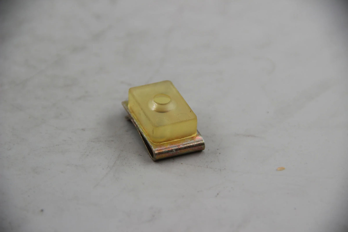 Original BMW E30 318i-325i E28 518i-535i M5 E24 Blechmutter 51111900386