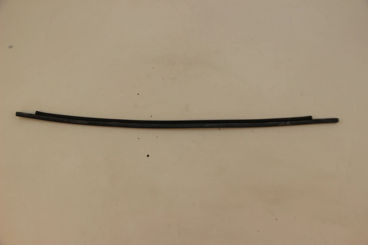 Original BMW E39 520i-540i M5 Abdichtung Frontklappe seitlich 51718184153