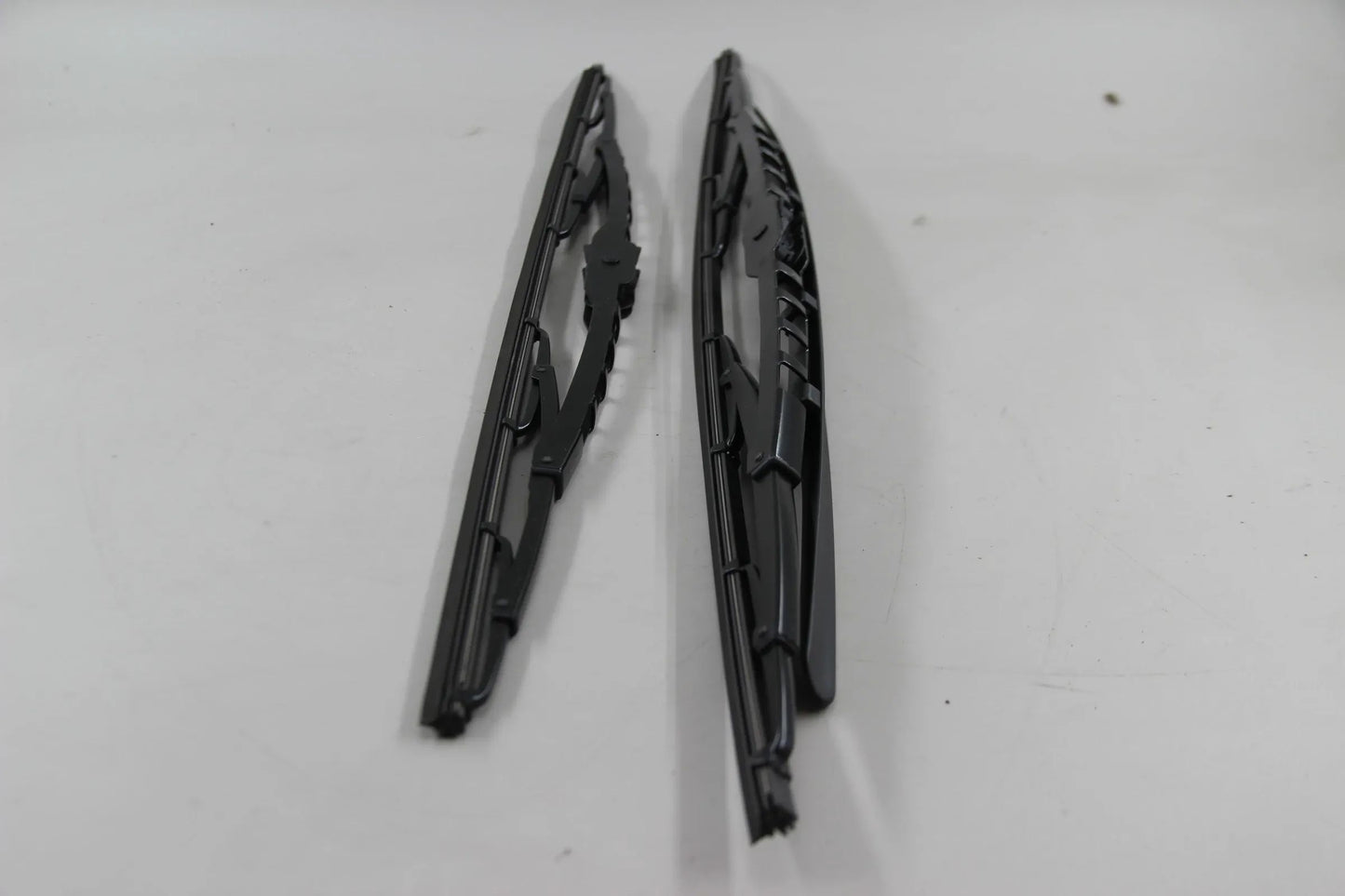 Original BMW E53 X5 3.0d 3.0i 4.4i 4.6is 4.8is Satz Wischerblätter 61610032743