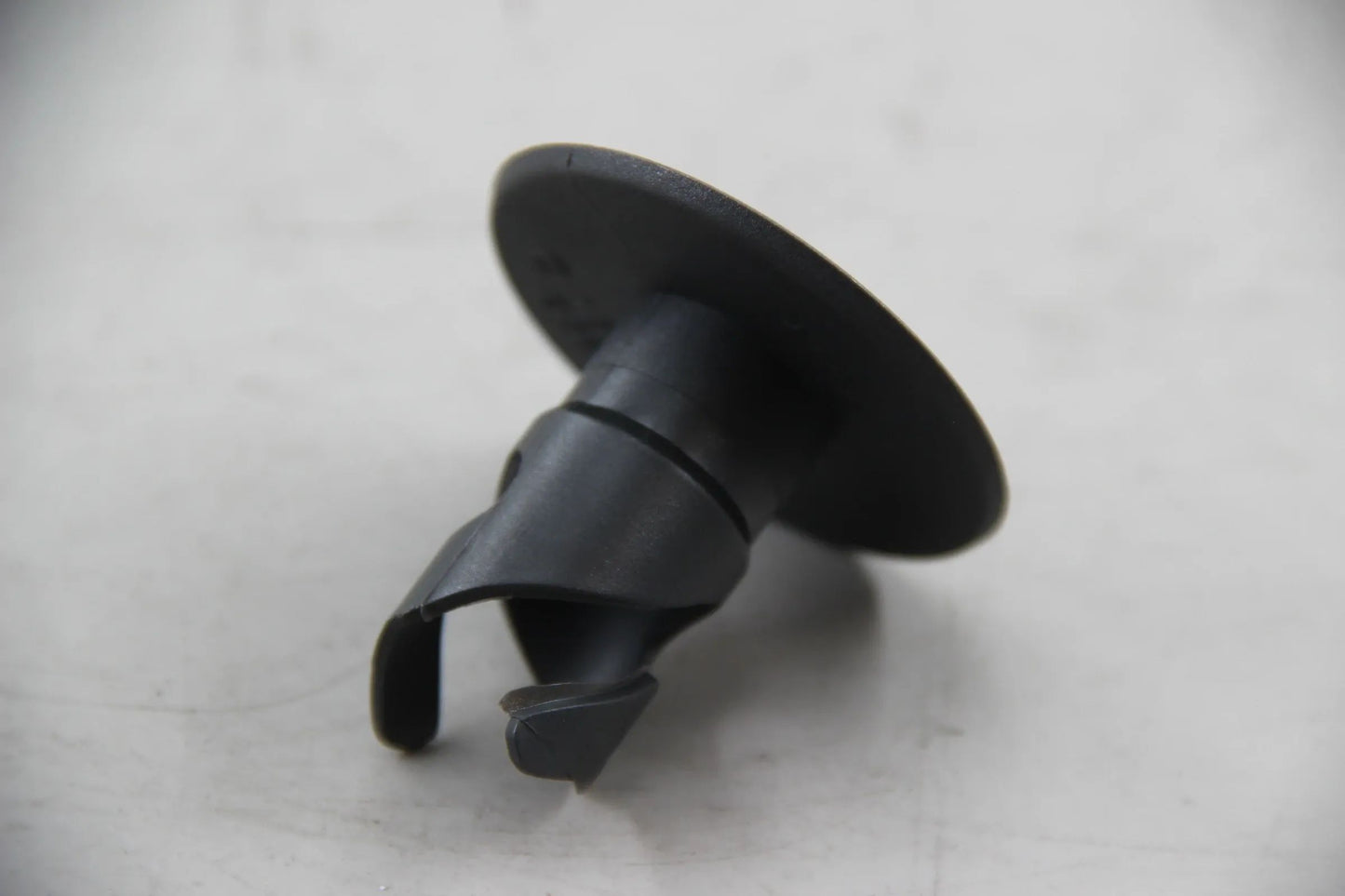 Original BMW E36 316i 318i 320i-328i M3 Drehverschluss dunkelgrau 51718151432