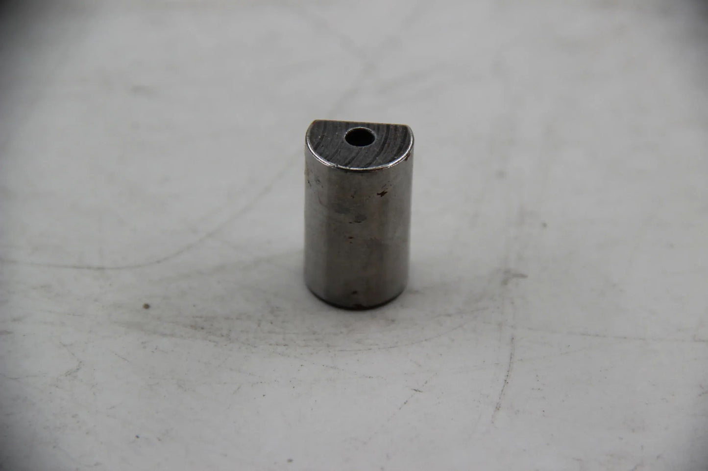 Original BMW E87 E21 E30 E36 E46 E28 E34 E39 E24 E23 E31 Sperrbolzen 23311224130