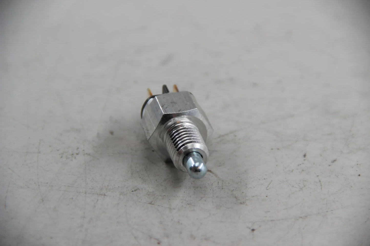Original BMW E3 E9 E21 E30 E36 E12 E24 Rückfahrlichtschalter M12X1,5 23141354071