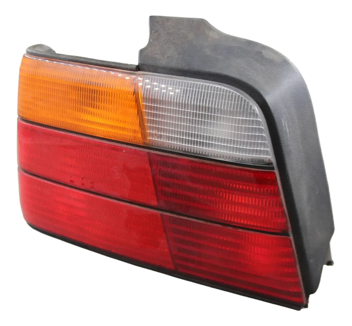 Original BMW E10 1502-2002tii 2002turbo Rückleuchte Reflektor rechts beschädigt 63211356932