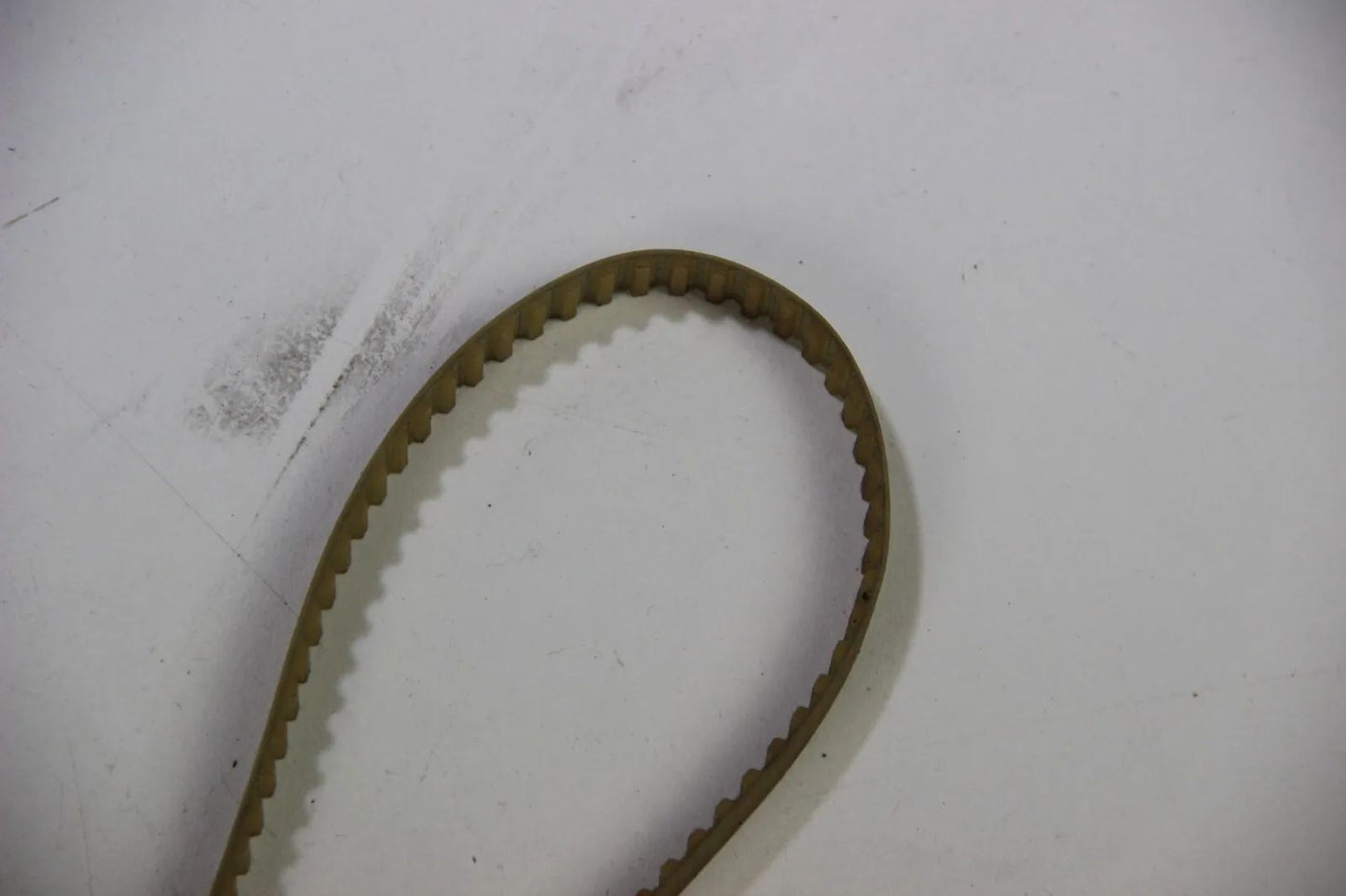 NEU Original BMW 114 M10 NK 4Zyl E12 M10 Zahnriemen 13521259269