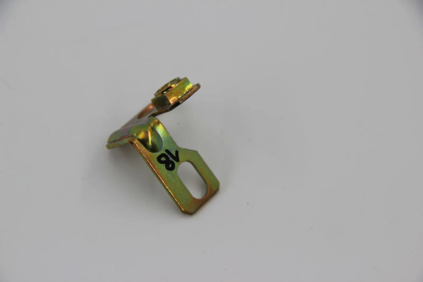 Original BMW E28 524d 524td M21 Haltewinkel Bracket NOS 12521289776