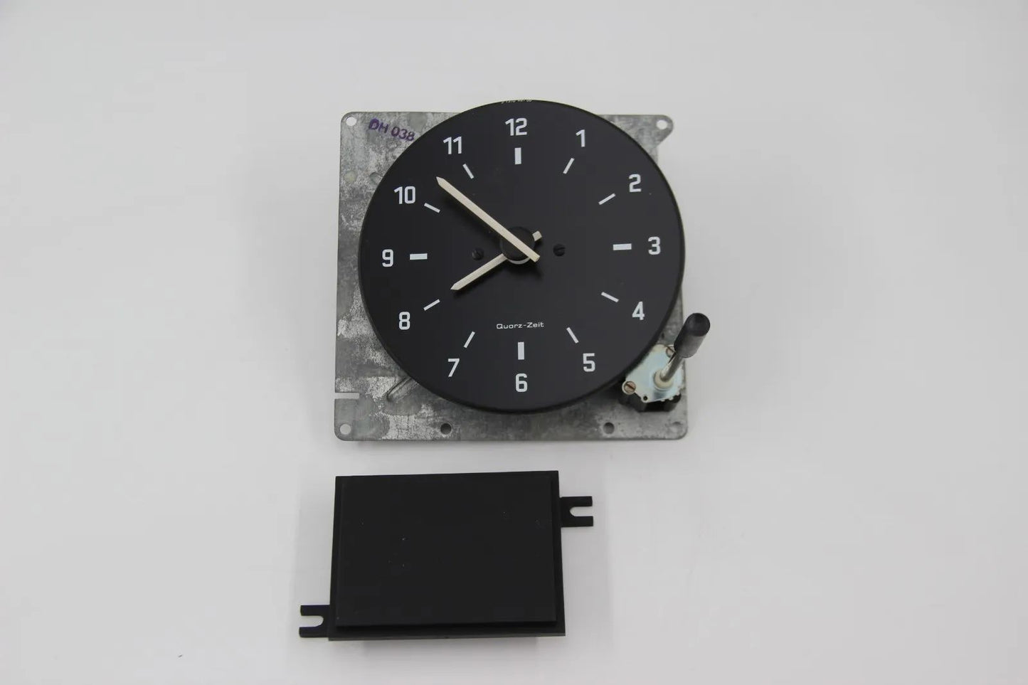 Original BMW E21 316 318 M10 Zeituhr Uhr + Abdeckung NOS 64111355756 62131359449