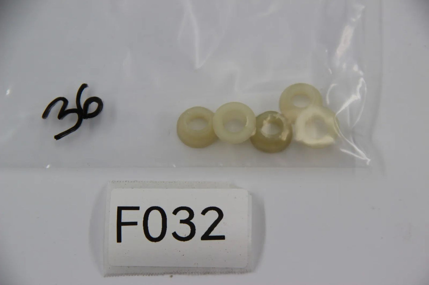 Original BMW E10 E3 E9 NK E21 E30 E12 E28 E24 E23 Isolierbuchse 5Stk 13310075752