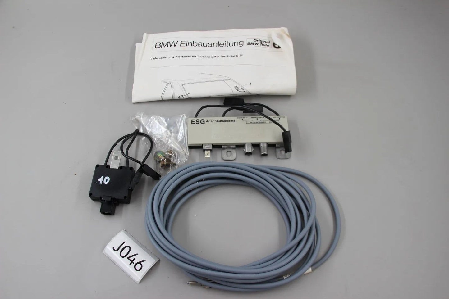 Original BMW E34 5er Nachrüstsatz Verstärker Scheibenantenne NOS 65249061097