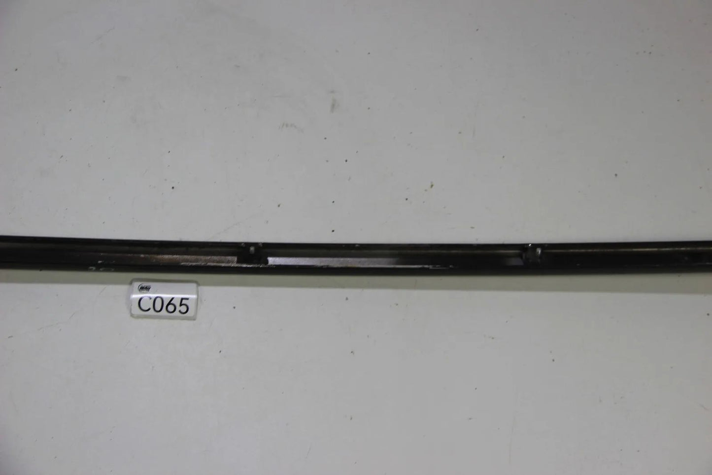 BMW E10 1502-2002  bis 71' Chrom Leiste Abschlussblech hinten Rundleuchter Black