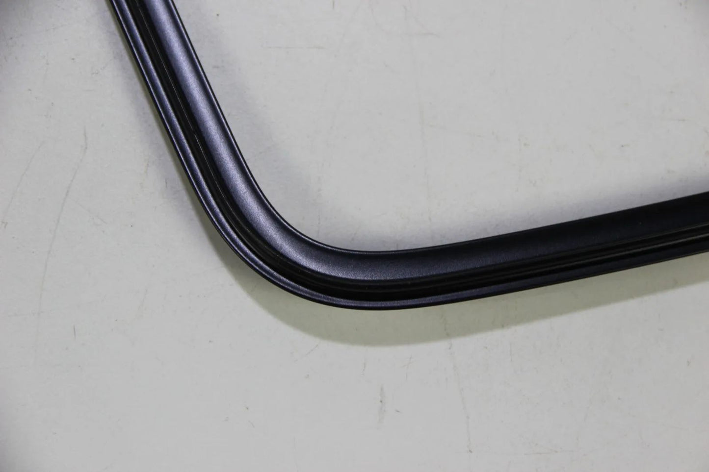 Original BMW E24 635csi Zierrahmen Rechts Schwarz Scheibe Hinten 51311961658