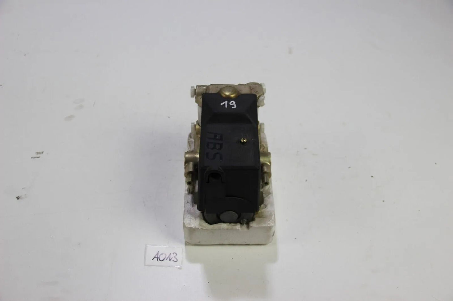 BMW E34 518i 520i 525i 525ix 525tds NOS ABS Hydroaggregat 1140005 0265200062