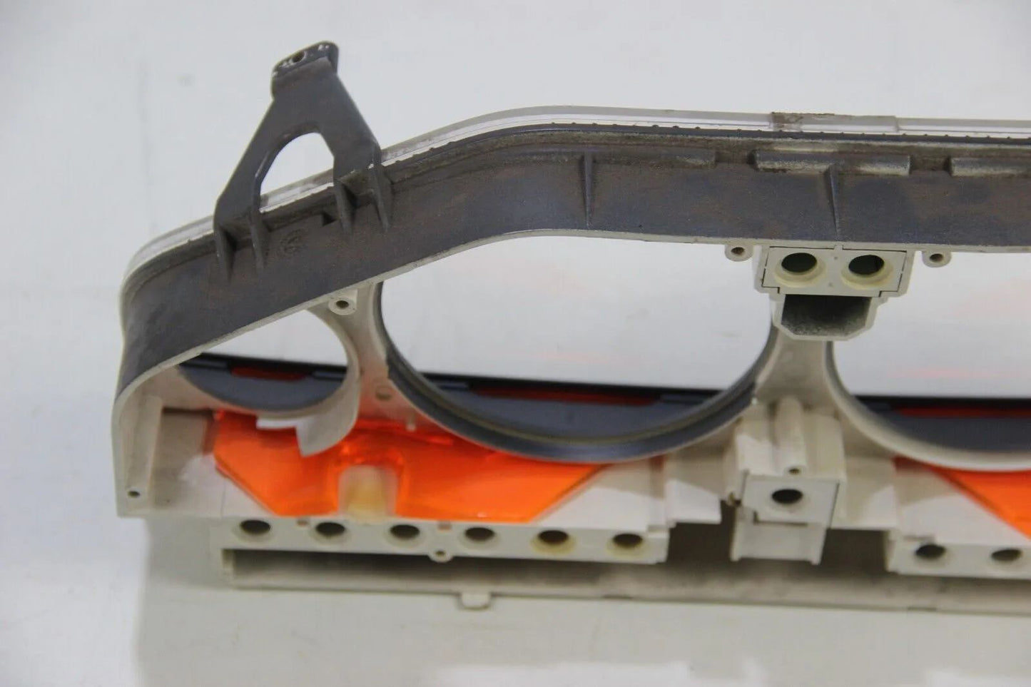 BMW E30 320i-325i 320is  Kombiinstrument Tacho Gehäuse für Tachos Drehzahlmesser