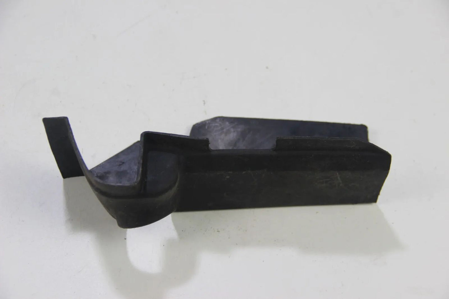 Original BMW E30 316i 318i 318is Abdeckung Pluspol Batteriekabel 3er 1718114