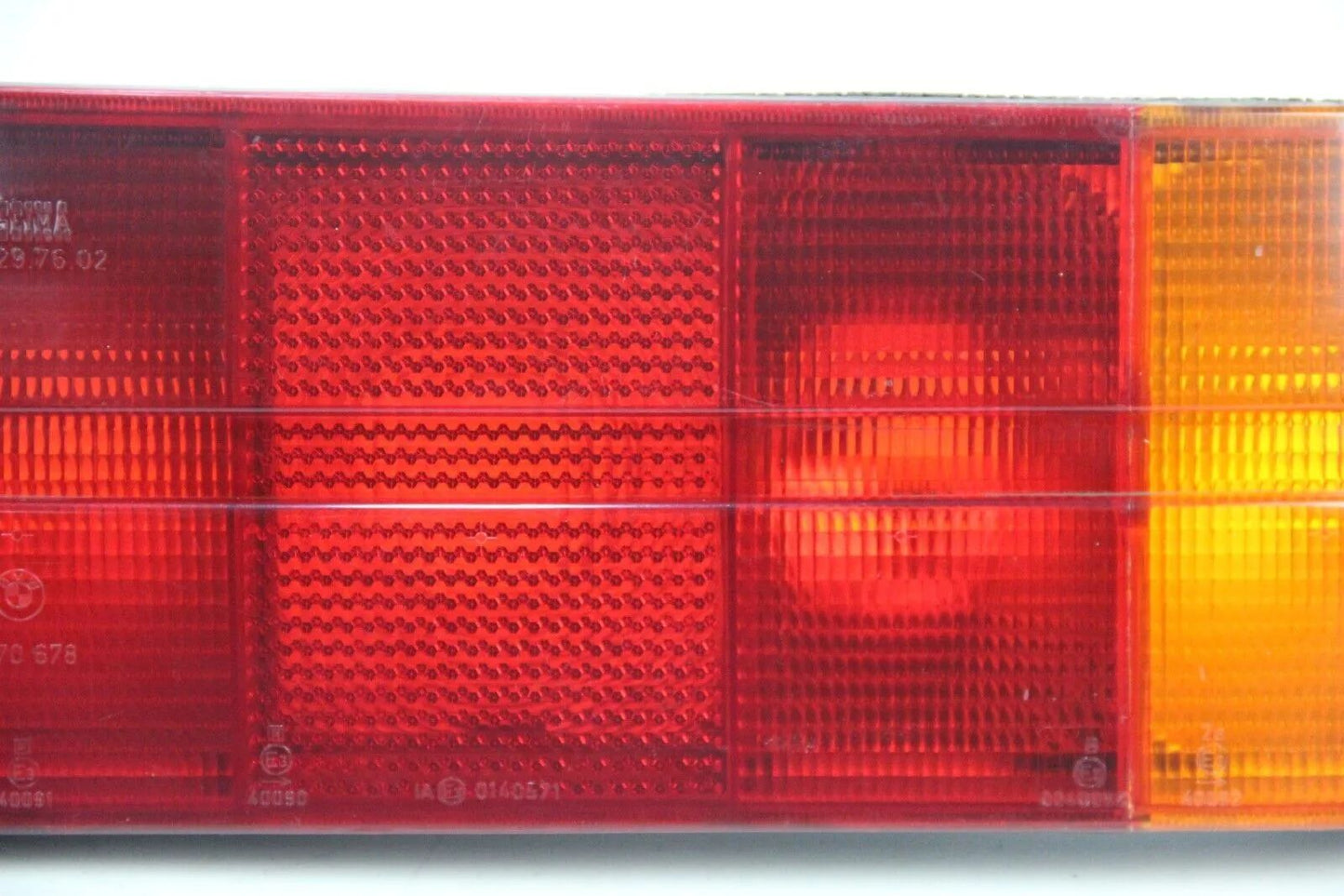 Original BMW E30 VFL 316i-325i M3	Rückleuchte Heckleuchte Rechts NSL	1370676