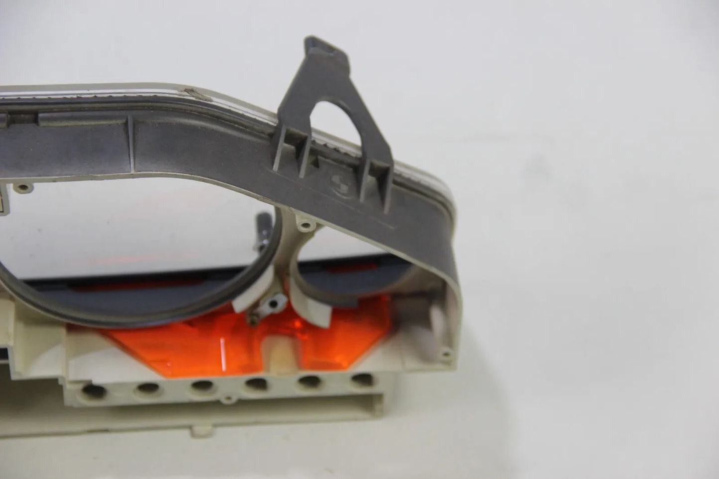 BMW E30 316i 318i Kombiinstrument Tacho Gehäuse für Tachos mit Quartz Uhr