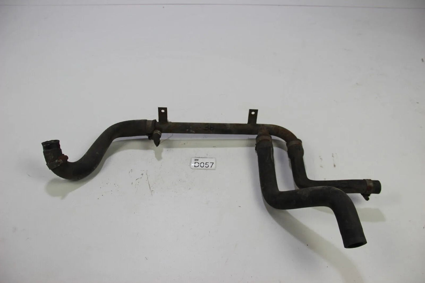 Original BMW E9 3.0 CSI CSL E3 3.0Si Rücklaufleitung Kühlwasser 12531261156