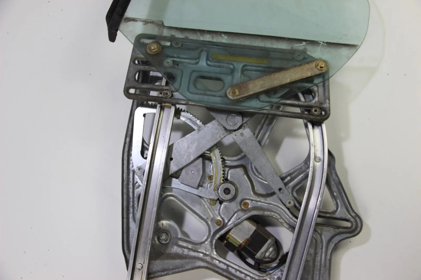 Original BMW E30 Cabrio Fensterheber Elektrisch hinten links Window Mechanism