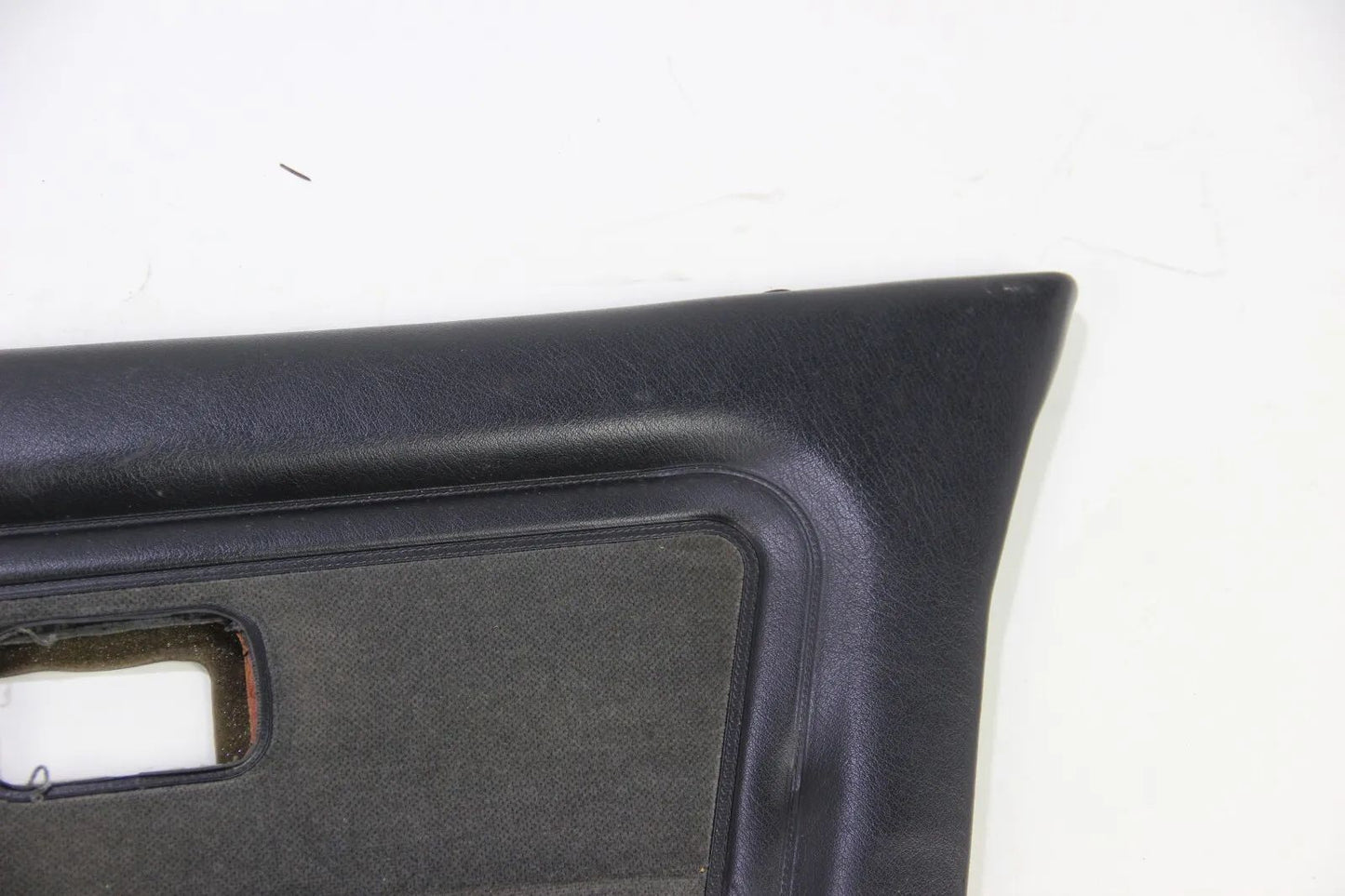 Original BMW E30 Limousine Touring Türpappe Türverkleidung vorne rechts stoff