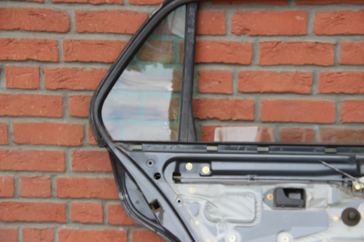 BMW E30 Limo/Touring Hintertür links 4-Türer mit Fensterheber Diamantschwarz 3er