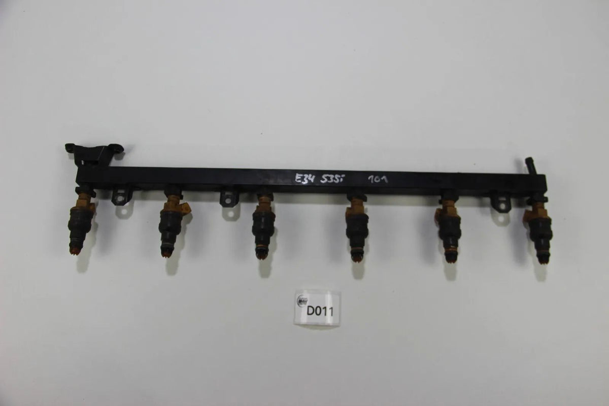 Original BMW E34 535i Einspritzleiste Fuelrail mit Injektoren Benzin OEM 5er