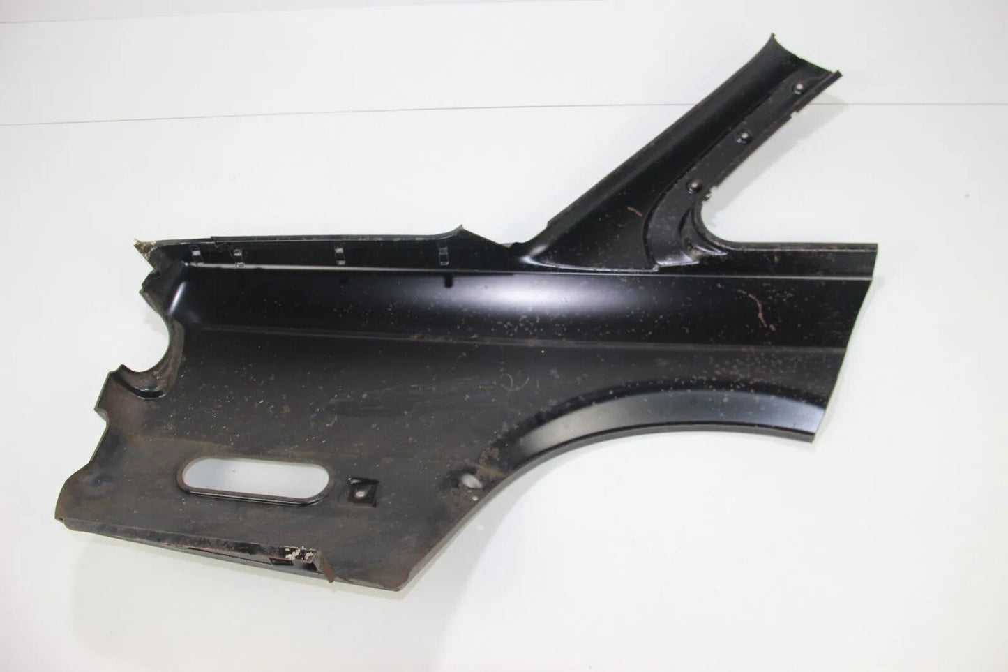 Original BMW E30 VFL 2 Türer Seitenwand hinten links Quarter Panel 41351935421
