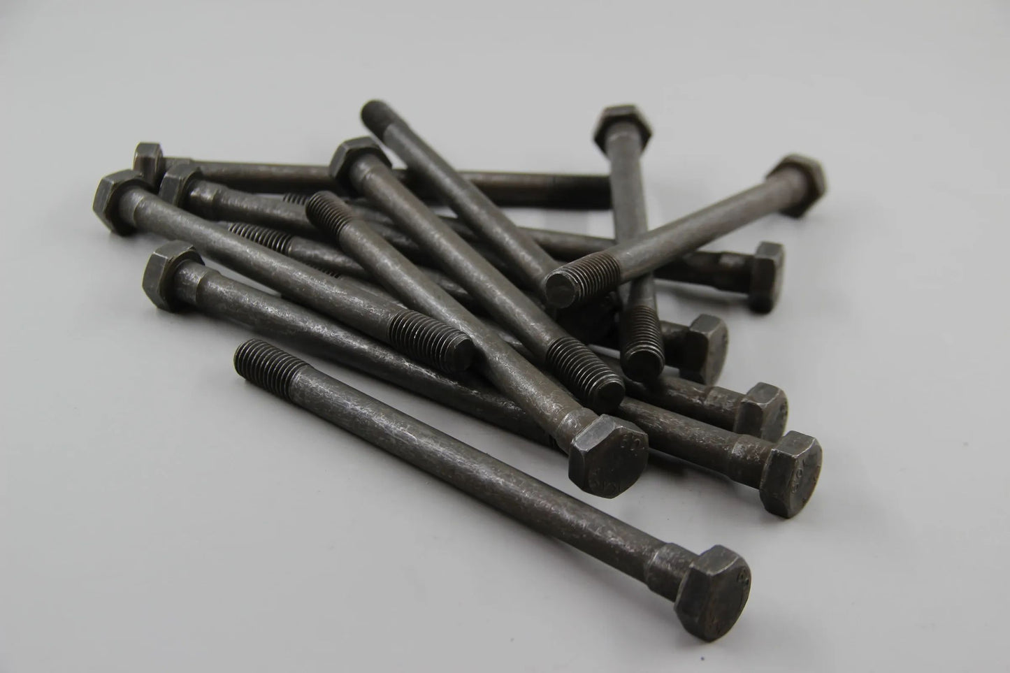 Original BMW E10 E21 E30 E28 E24 E32 14x Sechskantschraube M12X156 11120621144