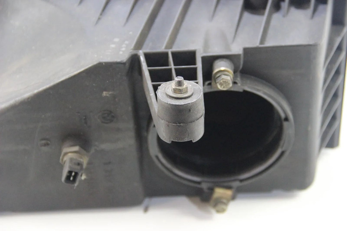 Original BMW E34 Ansauggeräuschdämpfer Luftfilterkasten Gehäuse 1312066 1312063