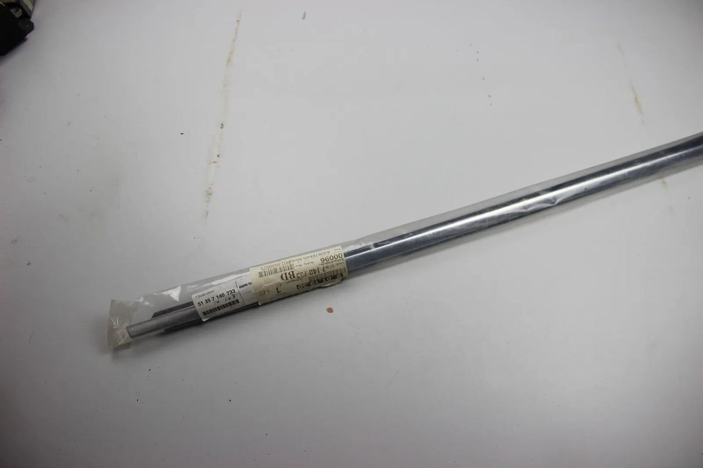 NEU ORIGINAL 7140733 BMW E61 3er Schachtabdeckung Tür Aussen Hinten Links Chrom