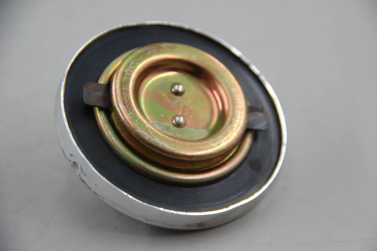 Original BMW E10 NK 16002 1802 2002 ti tii Tankverschluss chrom 16111103603