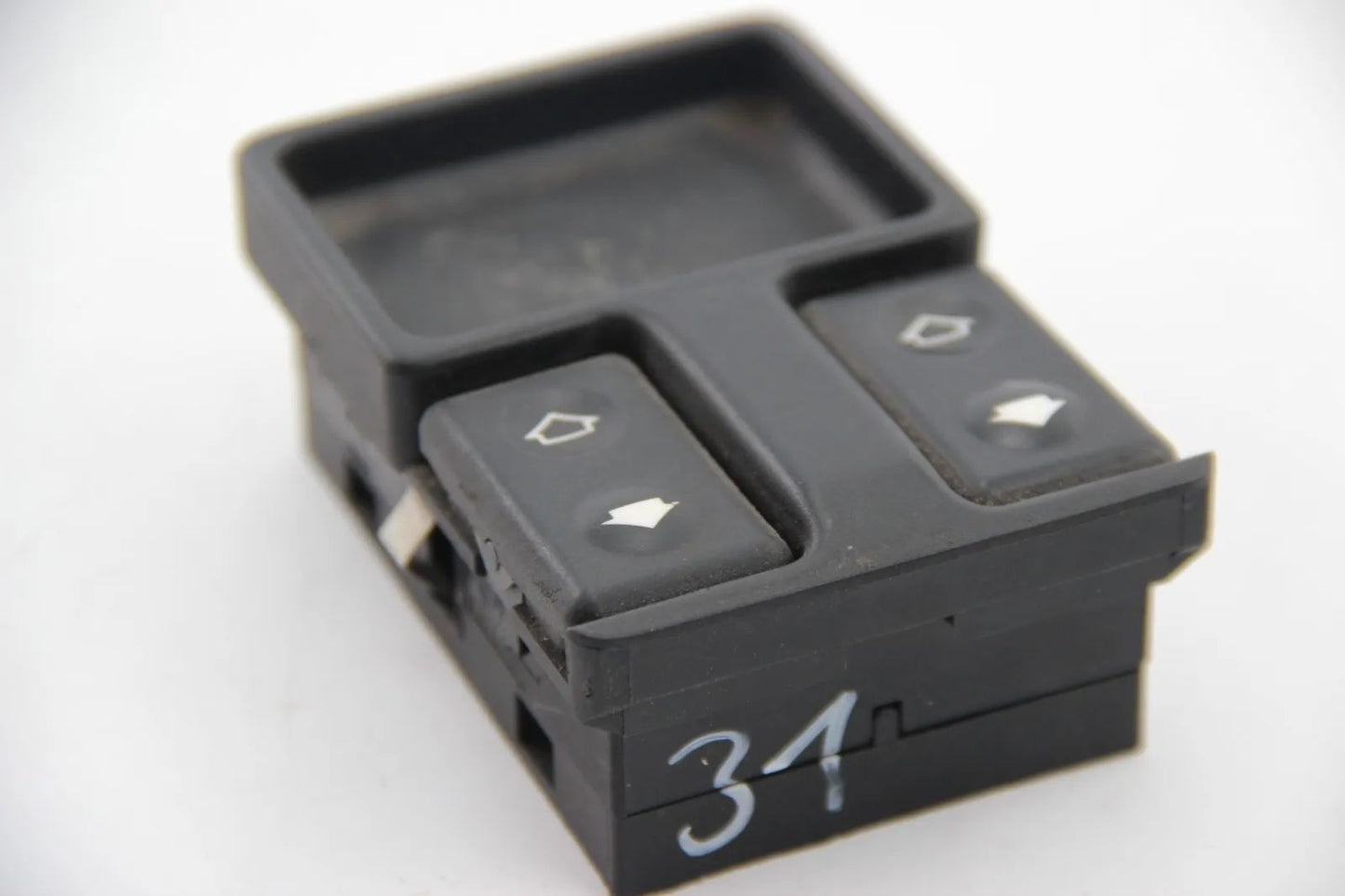 Original BMW E34 5er 518-540i M5  Schalter Elektr.Fensterheber vorne 61311374491