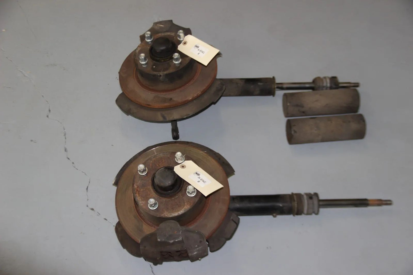 Original Porsche 914 914/6 Federbeine vorne Links Rechts Bremssattel Stoßdämpfer