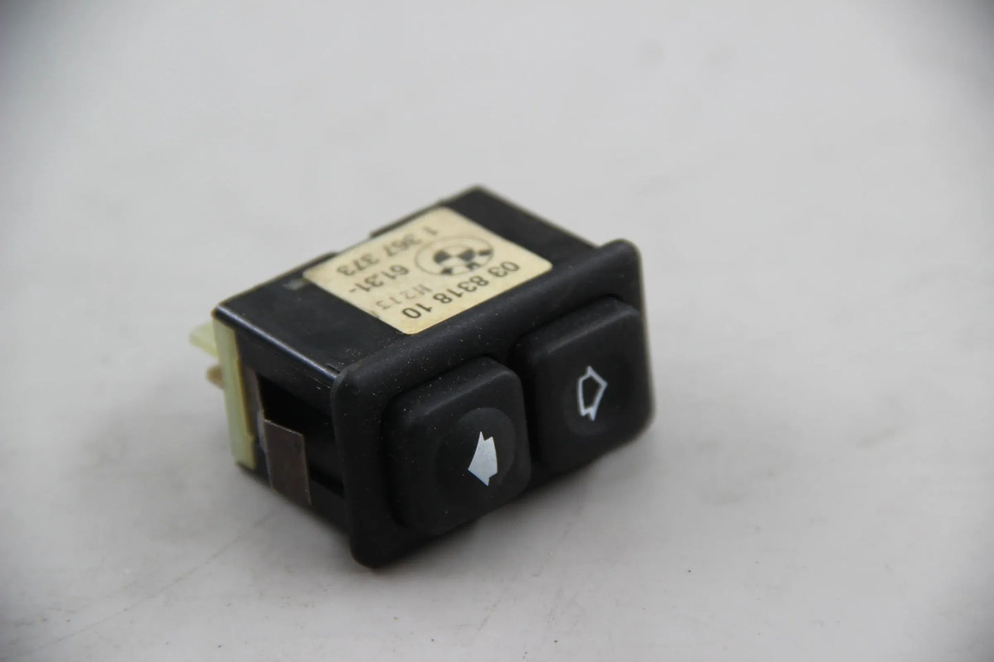 Original BMW E30 318i-325i M3 E28 518i-535i M5 E24 E23 Schalter 61311367373