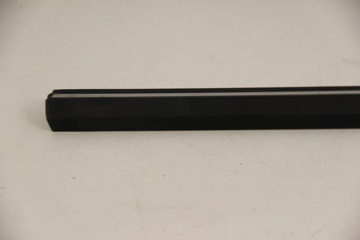 Original BMW E30 316i-325i Stossleiste Tür vorne rechts CHROM 51131904770