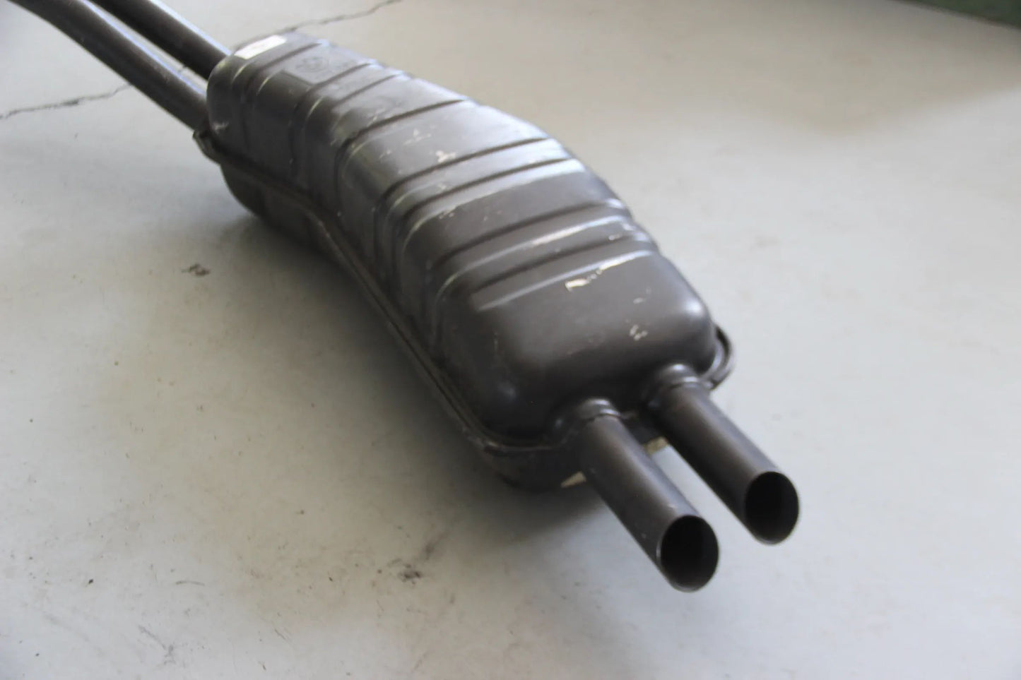 Original BMW E34 525i M20 Nachschalldämpfer 18121719428
