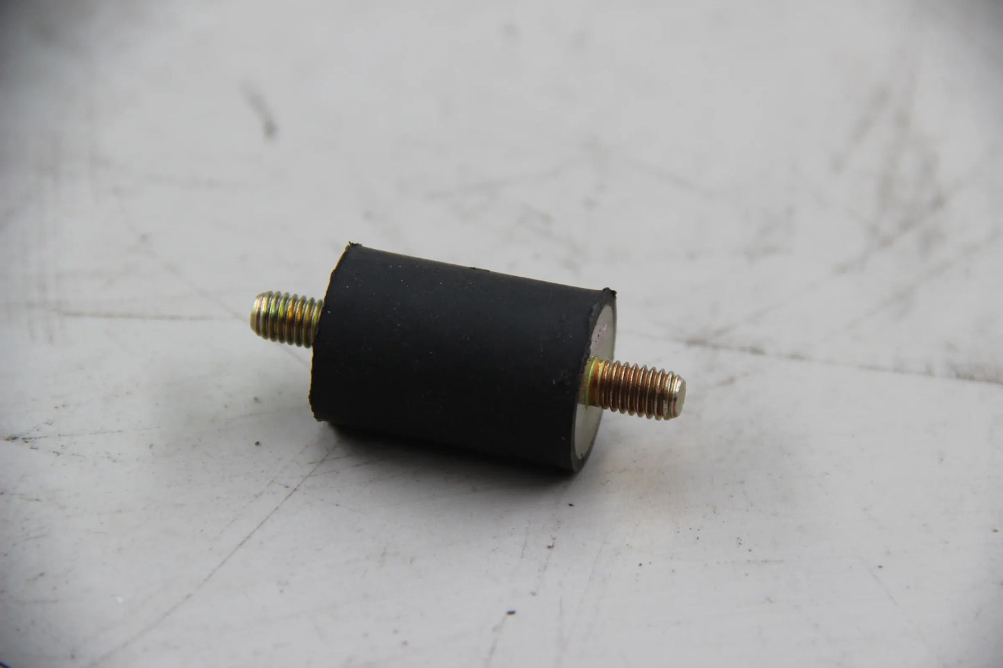 Original BMW E3 E12 E28 E34 E24 E23 E32 Gummilager NOS NLA 13621359216